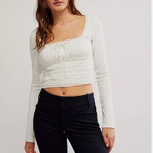 ‼️FIRM PRICE‼️Free people scarlet smocked long sleeve crop top - NEW W TAGS